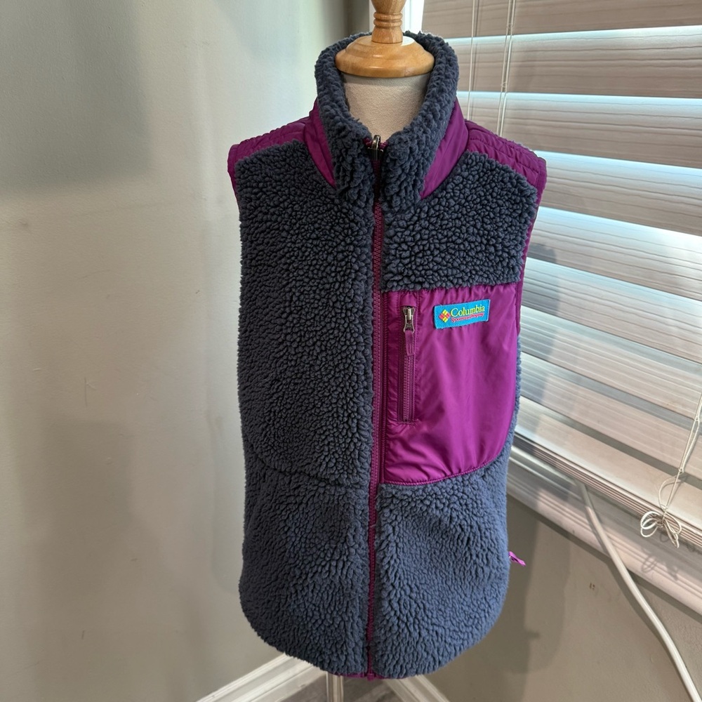 Columbia Girls Archer Ridge Reversible Vest - Picture 9 of 11